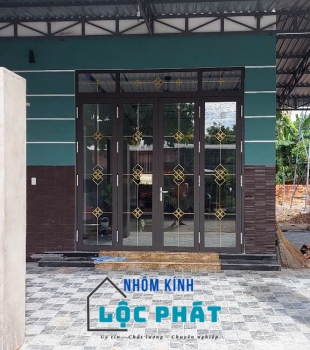 Cửa đi mở quay 4 cánh - Lộc Phát 0002