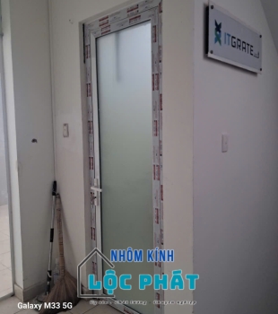 Cửa đi mở quay 1 cánh - Lộc Phát 0003