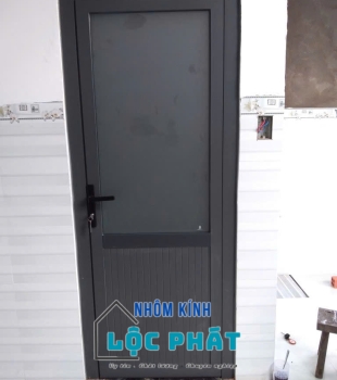 Cửa đi mở quay 1 cánh - Lộc Phát 0005