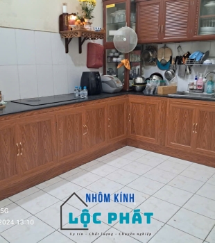 Tủ bếp 004