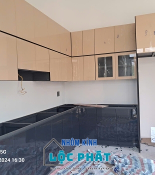 Tủ bếp 005