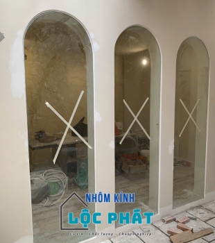 Cửa kính cường lực 10
