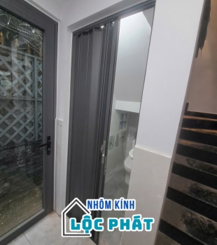 Cửa lùa ray nhôm 2