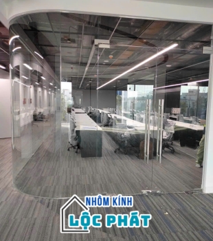 Cửa mở lề sàn 009
