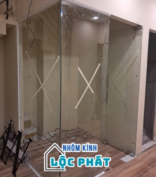 Cửa mở lề sàn 004