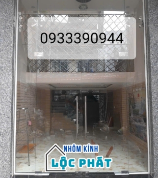 Cửa mở lề sàn 001