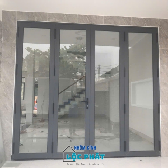 Cửa đi mở quay 4 cánh - Lộc Phát 0006