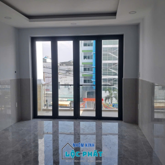 Cửa đi mở quay 4 cánh - Lộc Phát 0007