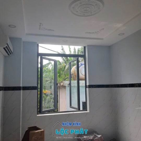 Cửa sổ Xingfa - LP009