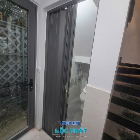 Cửa lùa ray nhôm 2