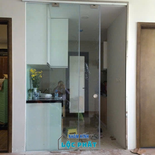 Cửa lùa ray nhôm 4